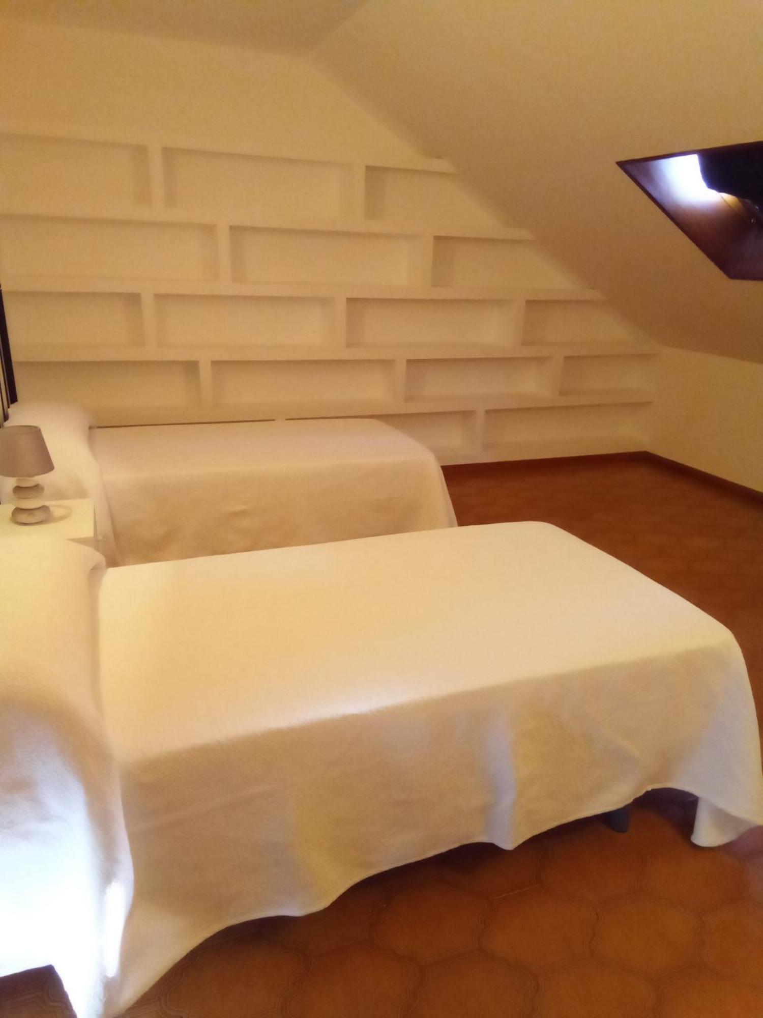 Pension La Plaza Betanzos Exteriör bild